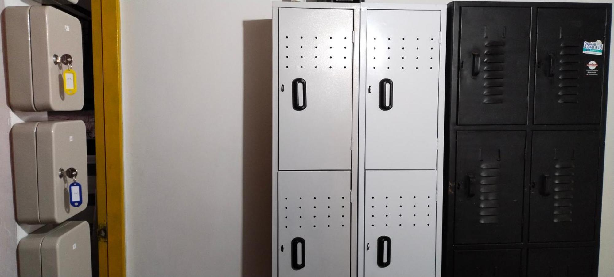 Hostel Metro Floresta Alojamiento Medellín Exteriör bild